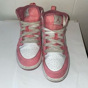 Hightop Jordans -Lil Kids 1.0Y